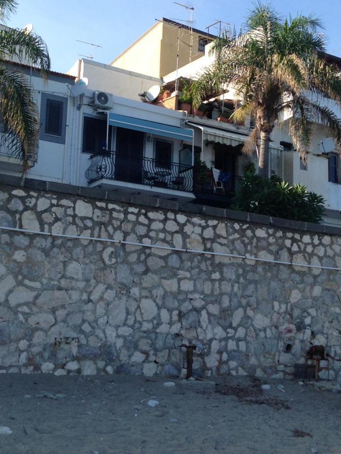 Casa Nicole Fronte Mare Villa Giardini Naxos Exterior photo