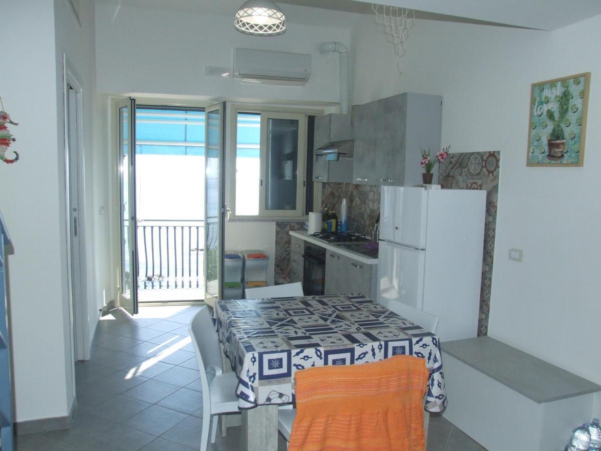 Casa Nicole Fronte Mare Villa Giardini Naxos Exterior photo
